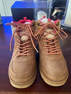 UGG Highland Hi Heritage sneakers in chestnut